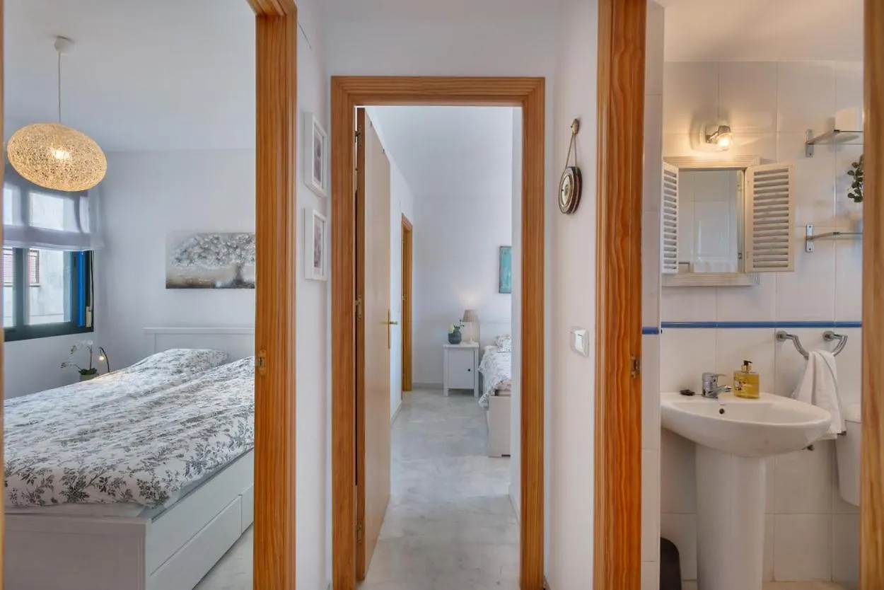 Puerta Del Mar Rooftop Apartment Estepona