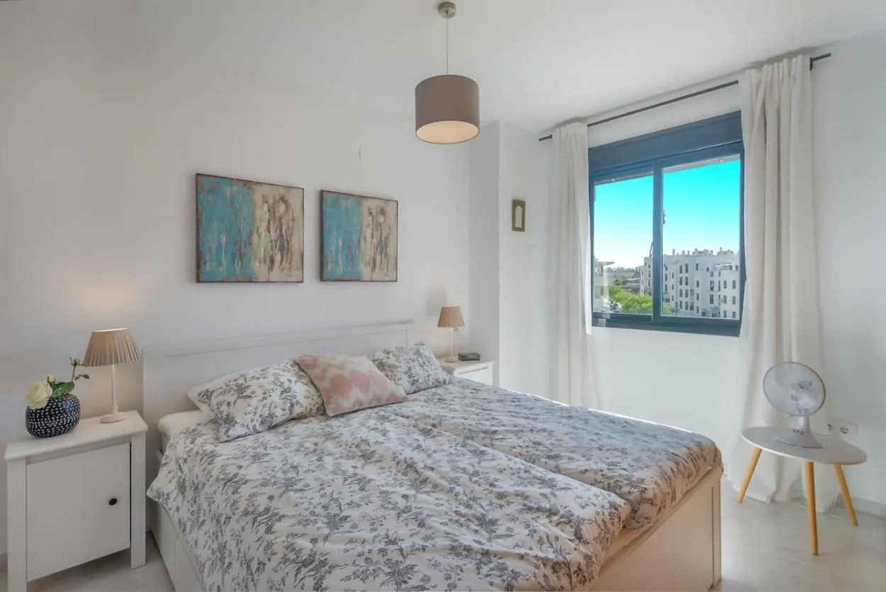 Puerta Del Mar Rooftop Apartment Estepona