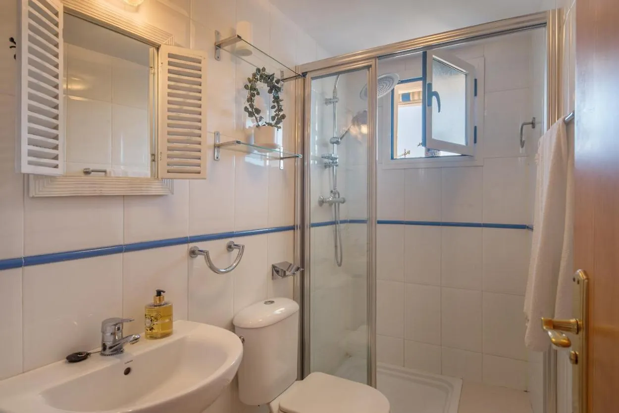 Puerta Del Mar Rooftop Apartment Estepona