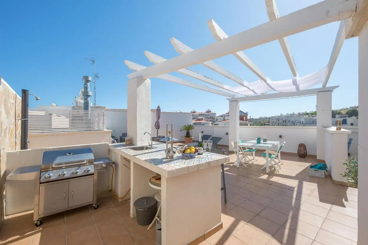 Puerta Del Mar Rooftop Apartment Estepona